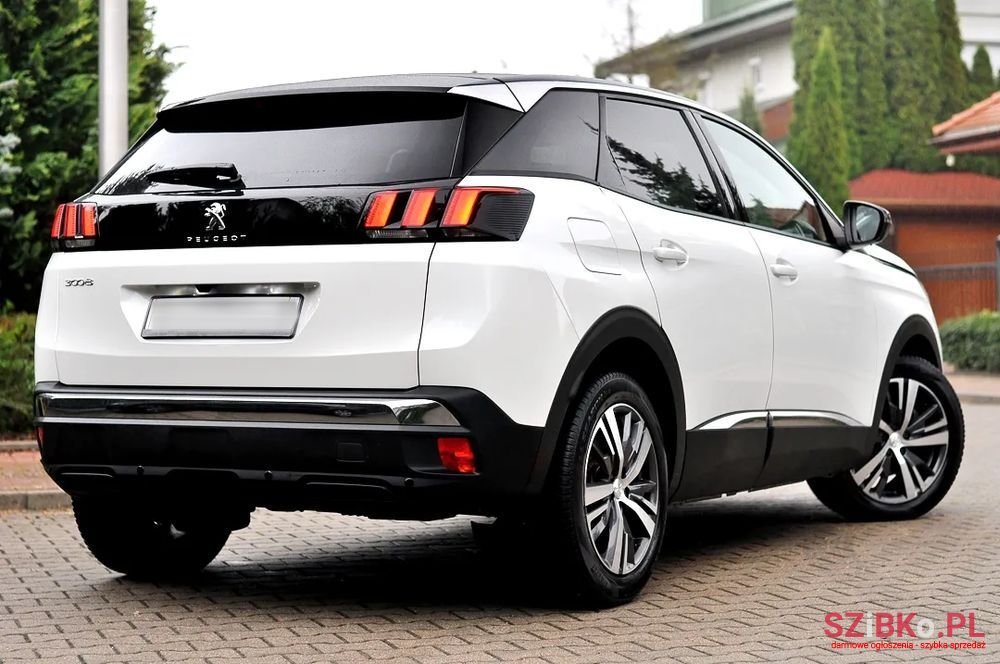 2022' Peugeot 3008 photo #6