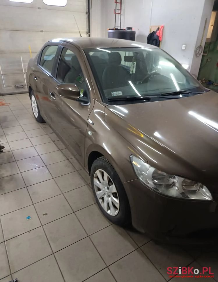 2014' Peugeot 301 photo #2