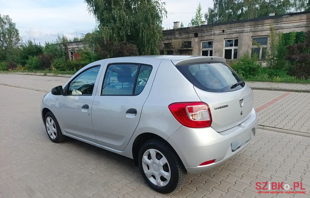 2013' Dacia Sandero 1.2 16V 75 Laureate photo #3