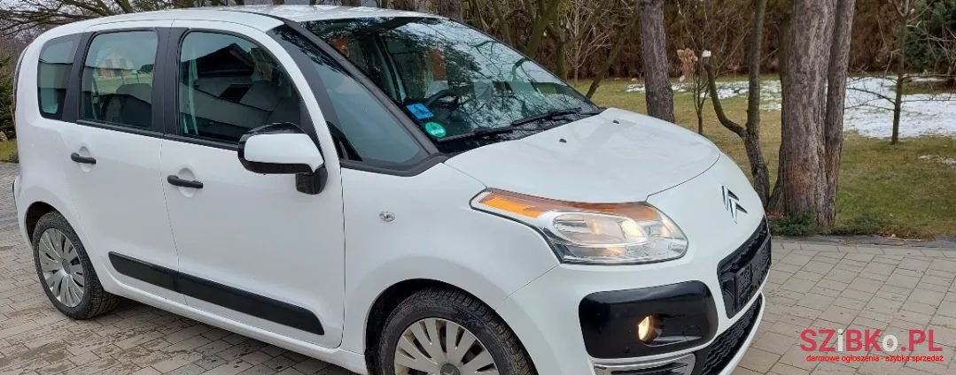2009' Citroen C3 Picasso photo #5