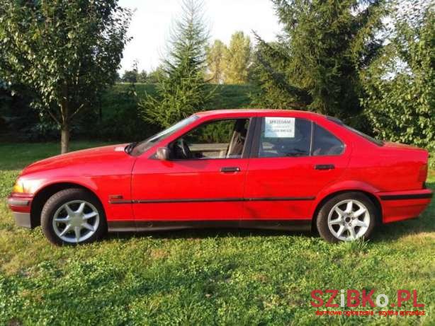 1993' BMW 3 Series photo #1