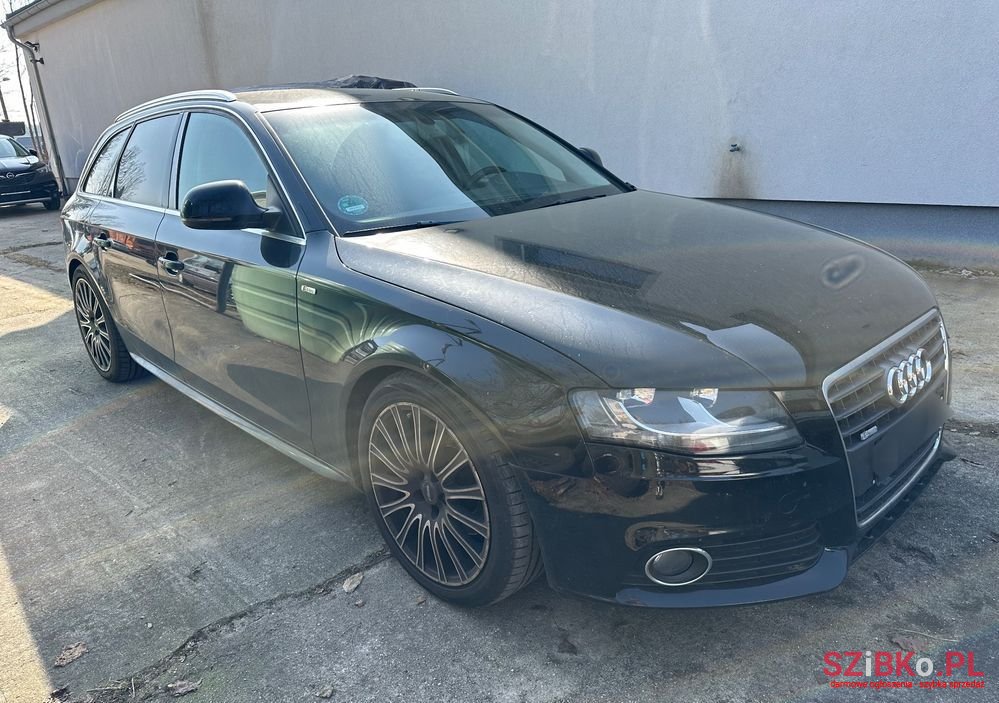 2009' Audi A4 Avant photo #2