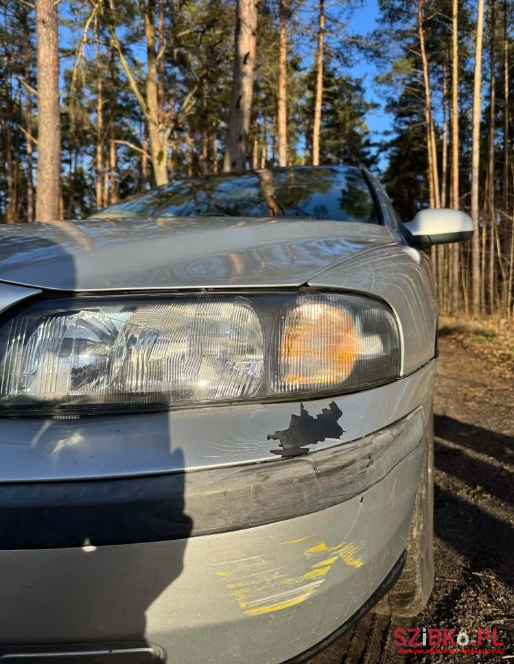 2002' Volvo V70 2.4 Silver Edition photo #6