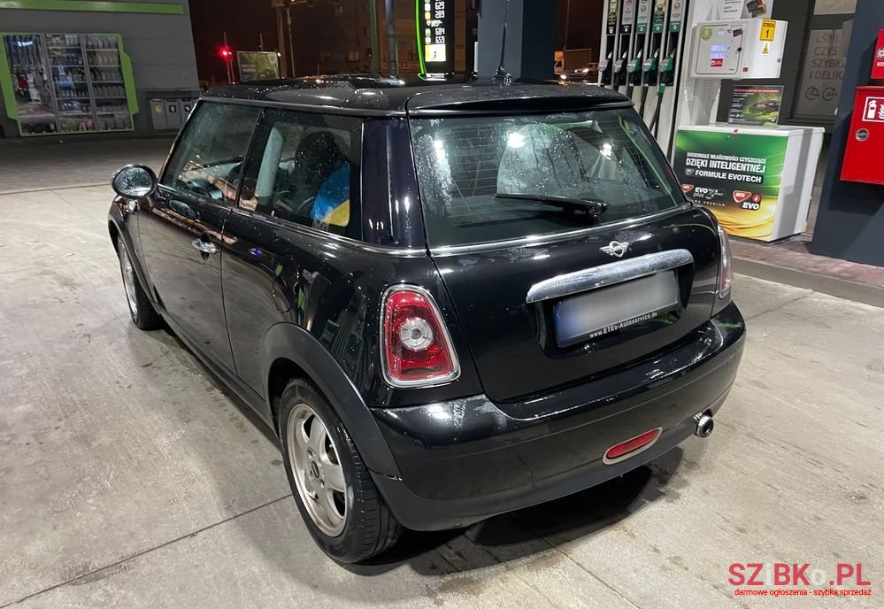 2009' MINI Cooper S Standard photo #6