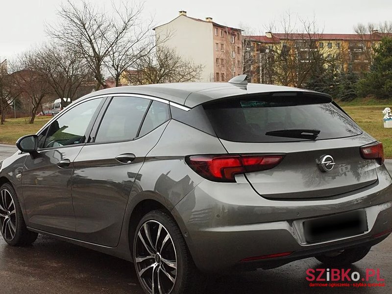 2017' Opel Astra 1.4 Turbo Edition photo #4