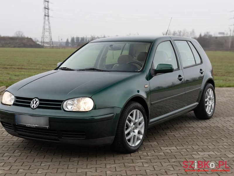 1999' Volkswagen Golf photo #1