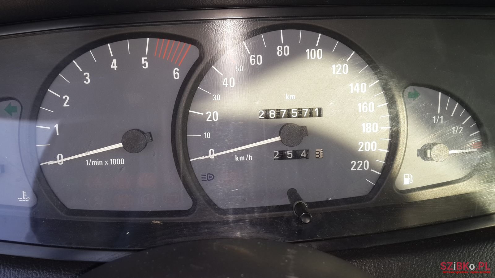 2002' Opel Omega photo #5