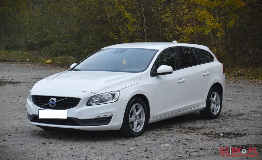 2015' Volvo V60 photo #3