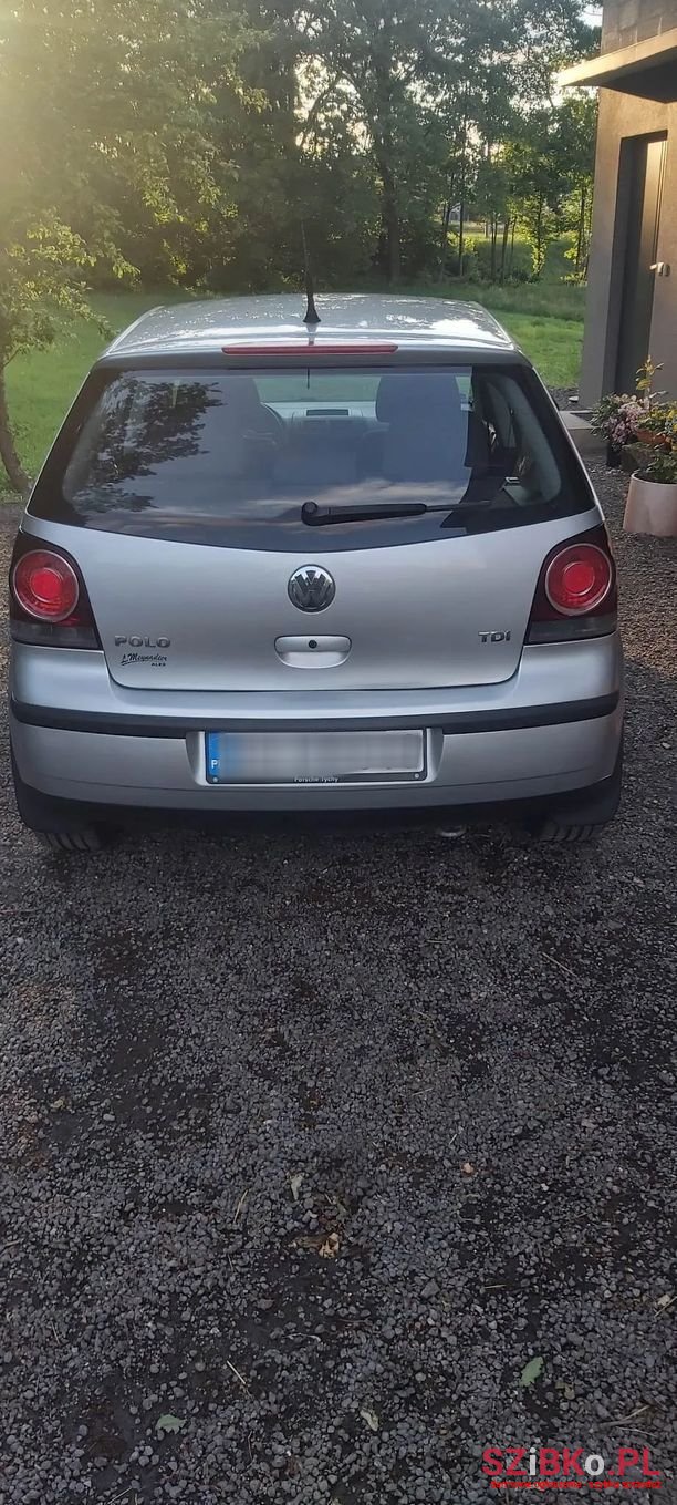 2006' Volkswagen Polo photo #3