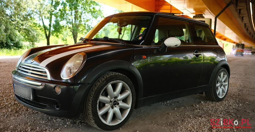 2005' MINI One Standard photo #4