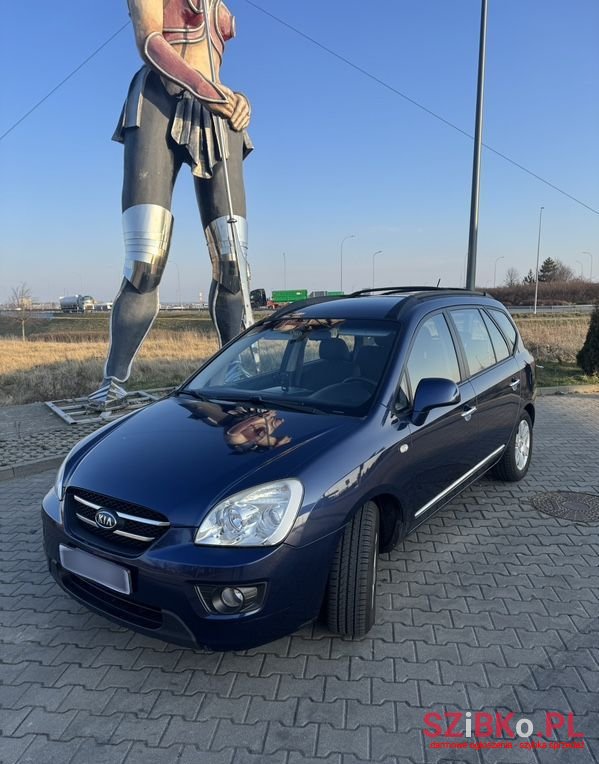 2008' Kia Carens 2.0 Crdi Ex photo #1