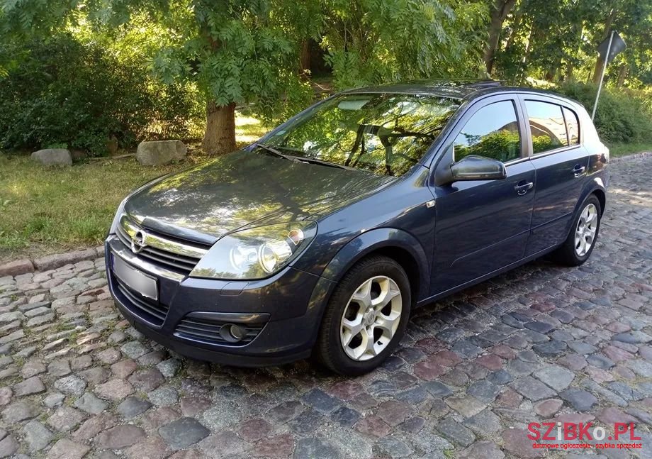 2006' Opel Astra Iii 1.7 Cdti Cosmo photo #3
