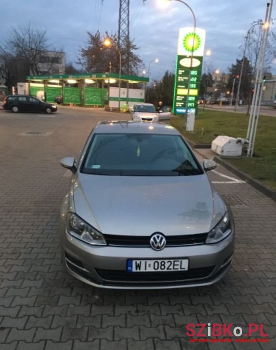 2015' Volkswagen Golf photo #1