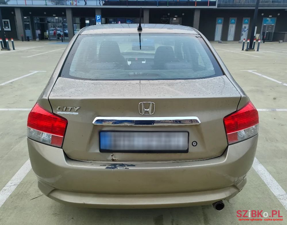 2010' Honda City photo #5