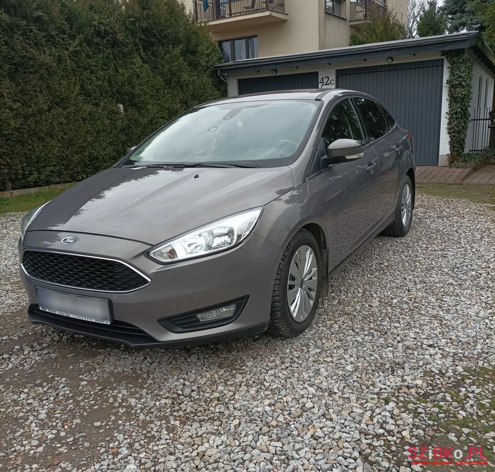 2015' Ford Focus photo #3