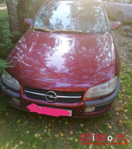 1999' Opel Omega photo #2