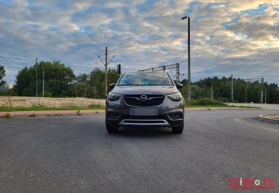 2019' Opel Crossland X photo #3