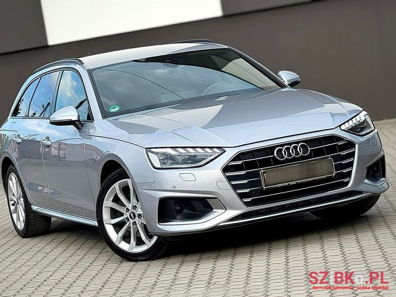 2021' Audi A4 Avant photo #2