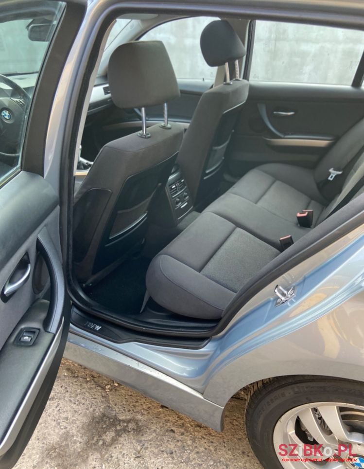 2006' BMW 3 Series 318I photo #6