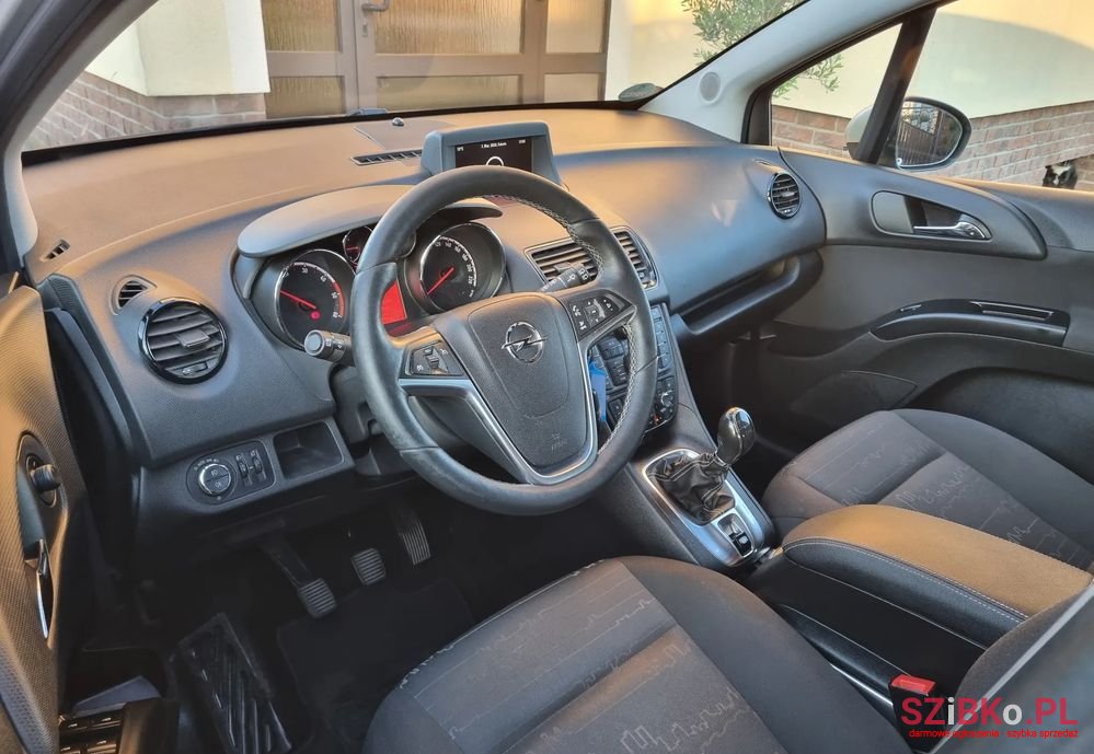 2014' Opel Meriva photo #5