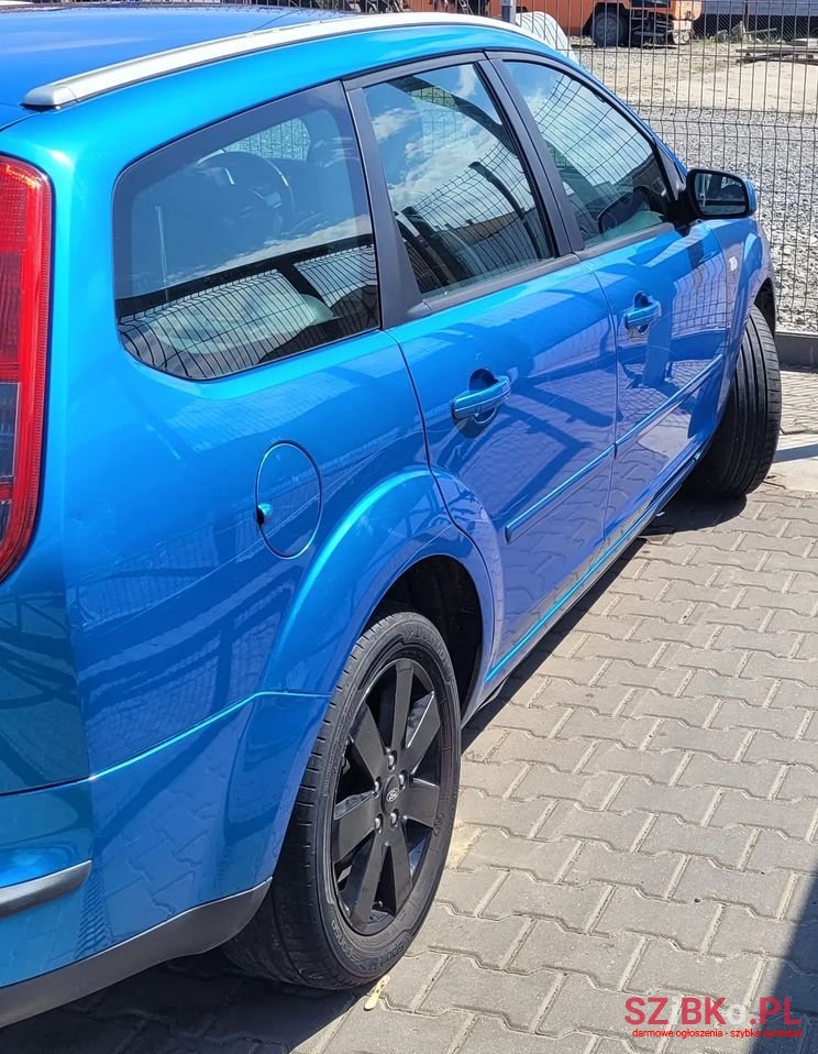 2005' Ford Focus 1.6 Ti-Vct Sport photo #2