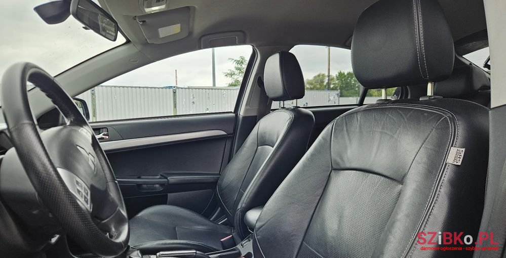 2011' Mitsubishi Lancer 1.8 Intense photo #6