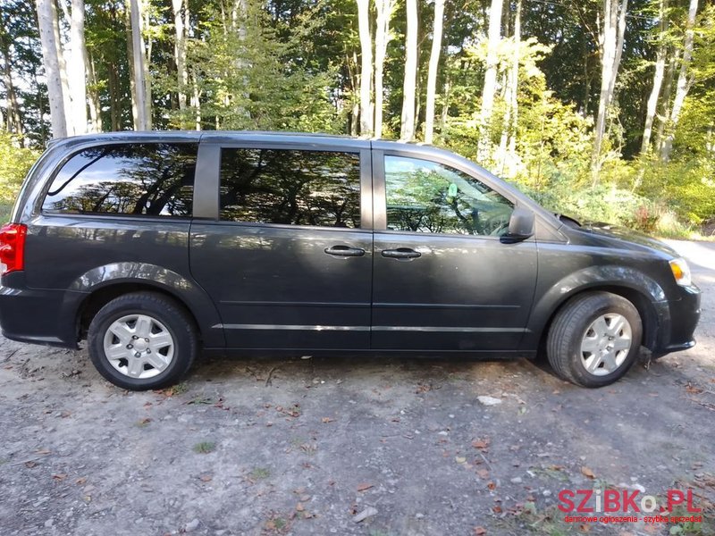 2012' Dodge Grand Caravan photo #4