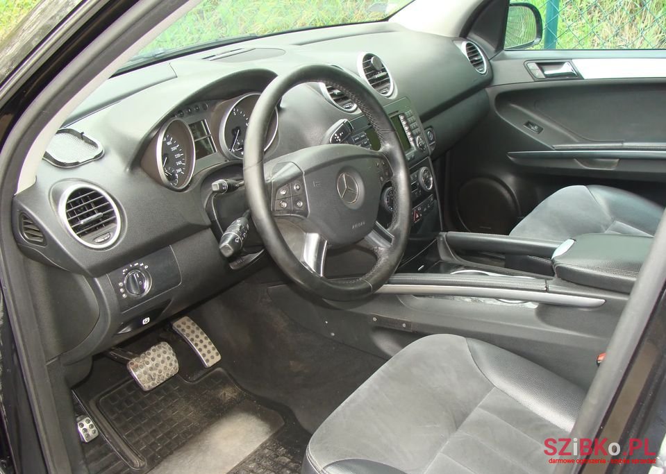 2008' Mercedes-Benz Ml photo #6