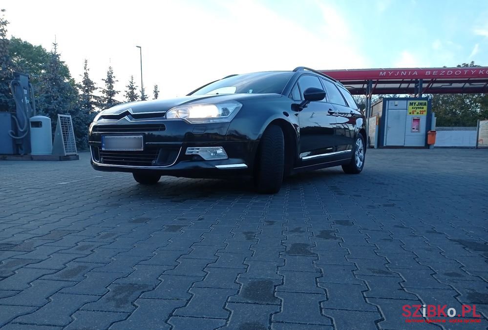 2009' Citroen C5 2.0 Hdi Attraction photo #2