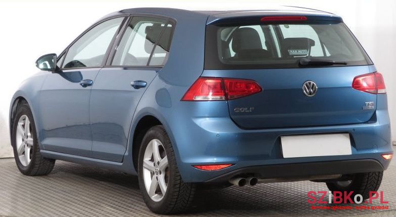 2014' Volkswagen Golf photo #3
