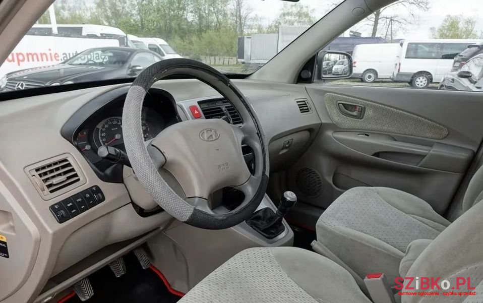 2004' Hyundai Tucson 2.0 Crdi Elegance photo #6