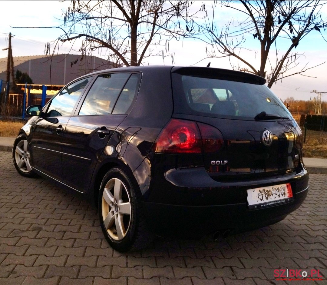 2006' Volkswagen Golf GT photo #3