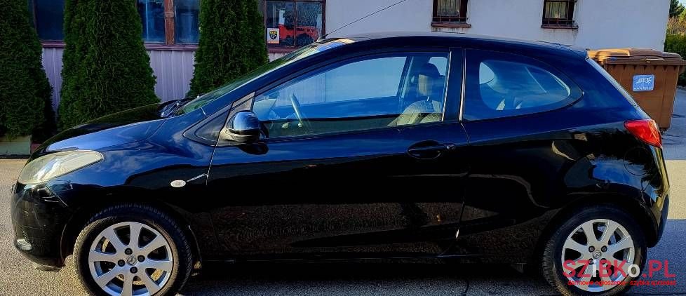 2009' Mazda 2 Sport photo #4