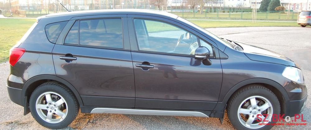 2013' Suzuki SX4 S-Cross 1.6 Premium photo #2