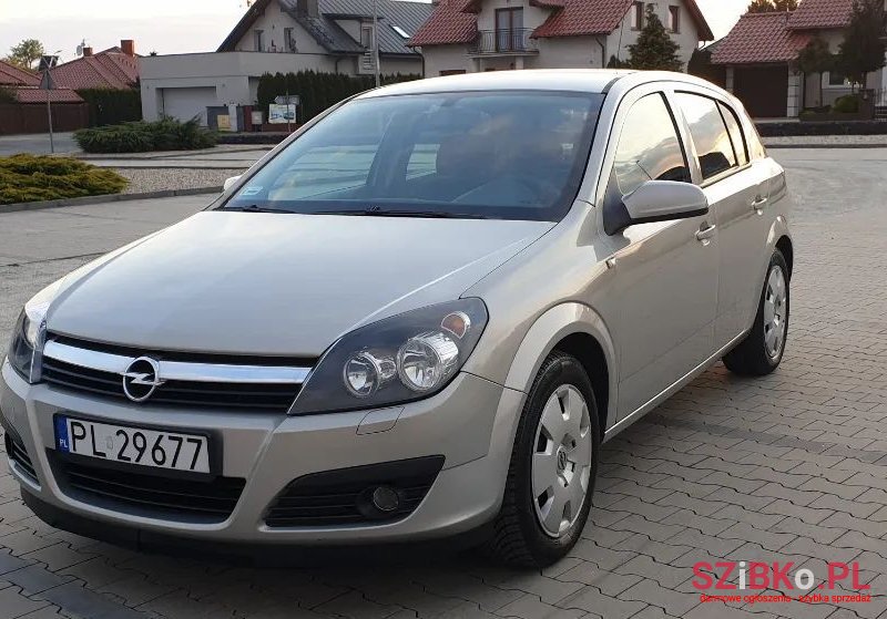 2006' Opel Astra photo #2