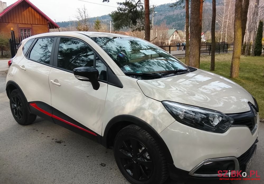 2016' Renault Captur photo #3