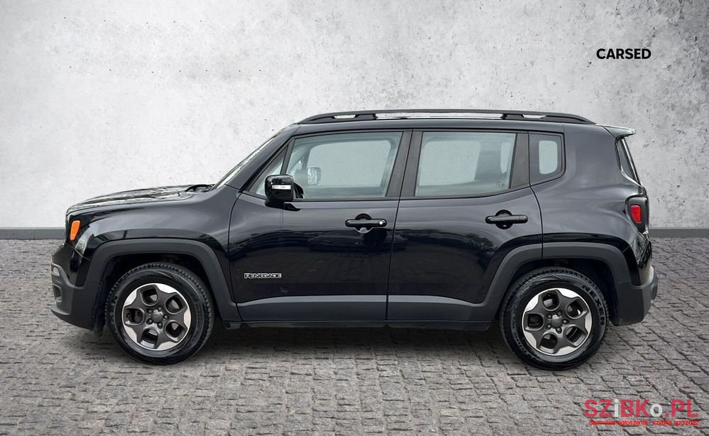 2017' Jeep Renegade photo #2