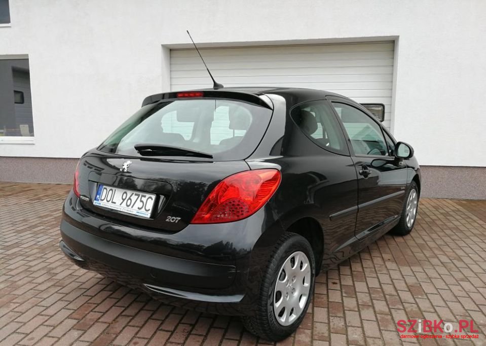 2009' Peugeot 207 photo #5