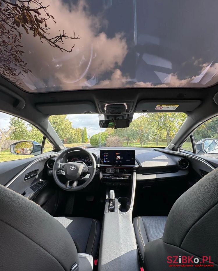 2023' Toyota C-HR photo #4