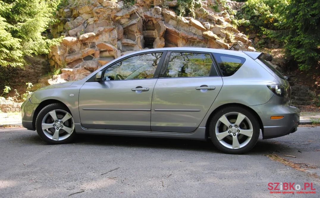 2006' Mazda 3 Sport photo #2
