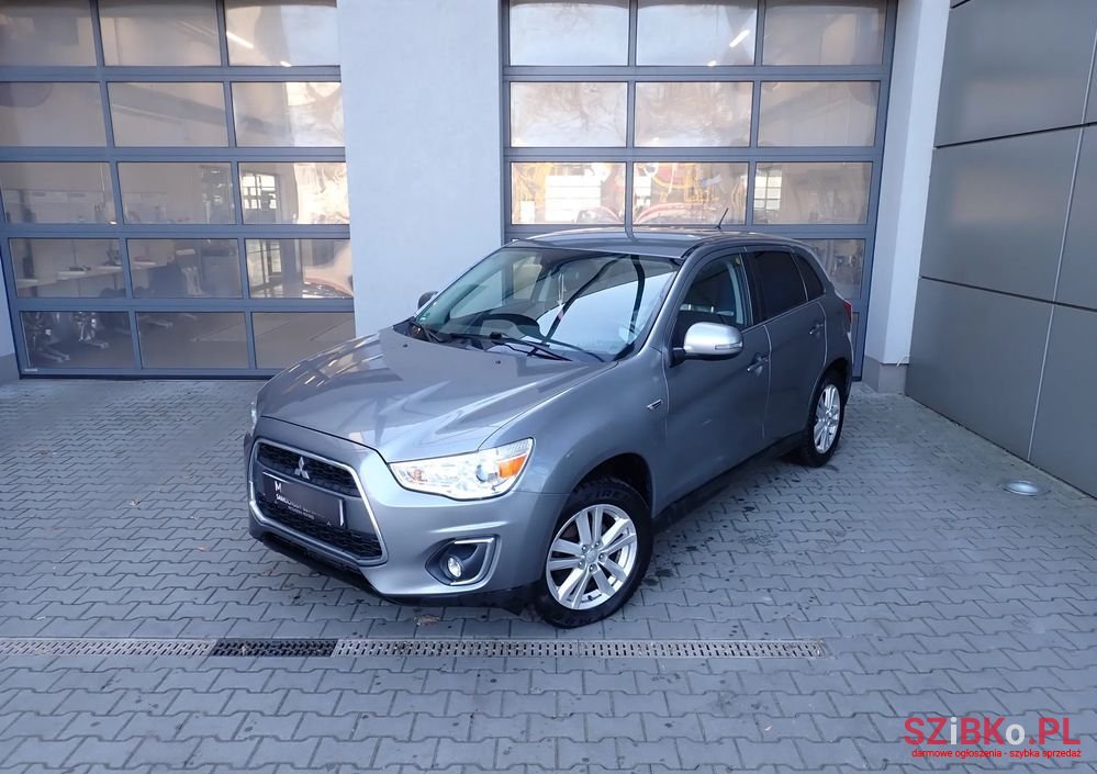 2014' Mitsubishi ASX 1.8 Di-D 2Wd Instyle photo #3