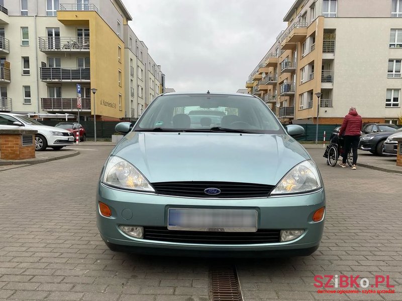 1999' Ford Focus 1.6 Ambiente photo #2