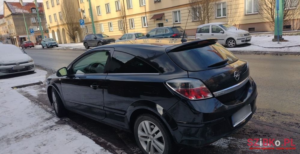 2010' Opel Astra 1.4 Enjoy photo #1