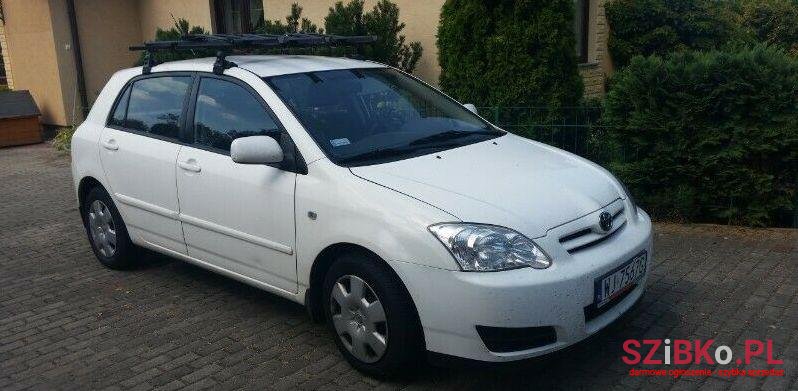 2005' Toyota Corolla photo #1