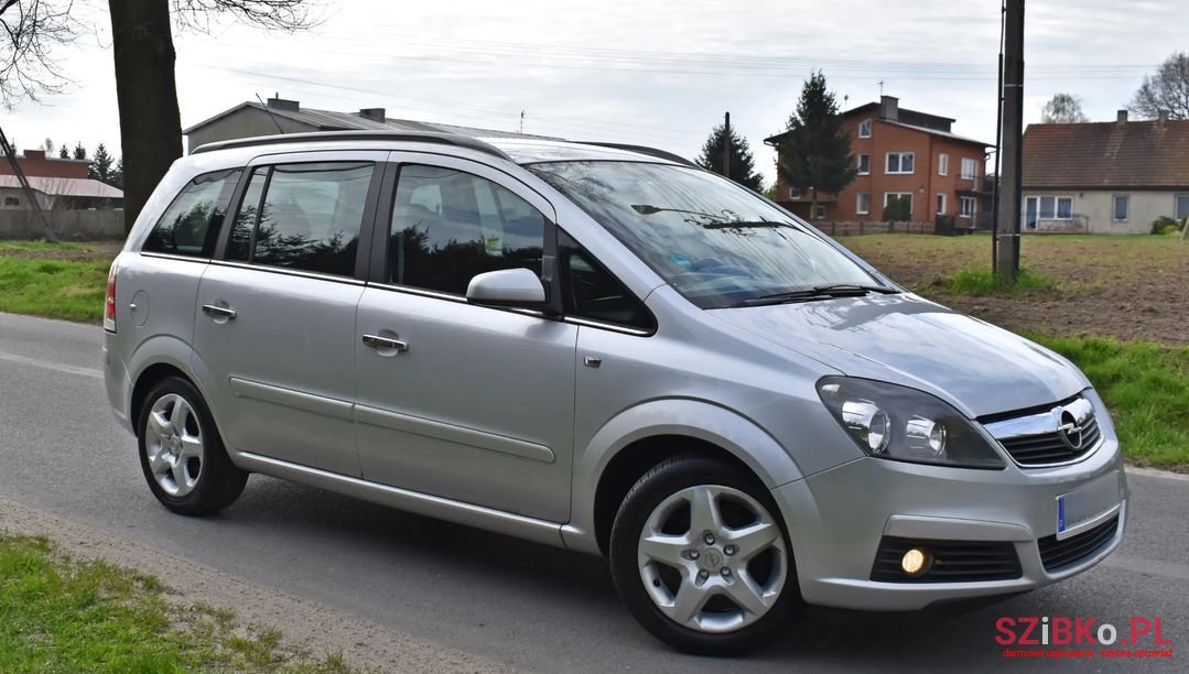 2005' Opel Zafira photo #5