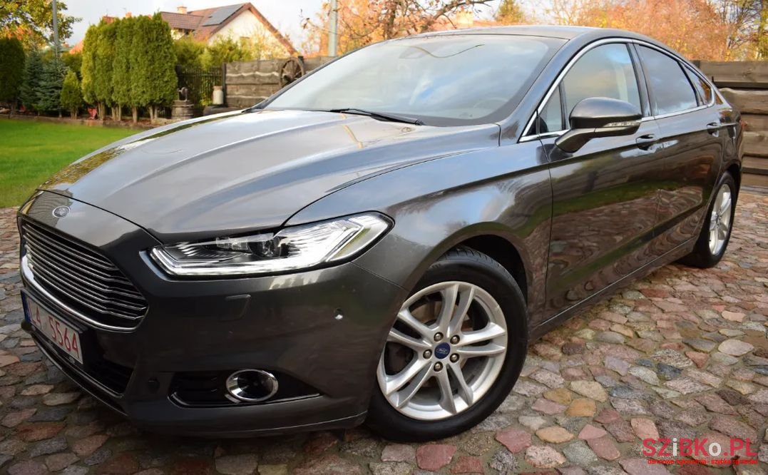 2015' Ford Mondeo photo #2