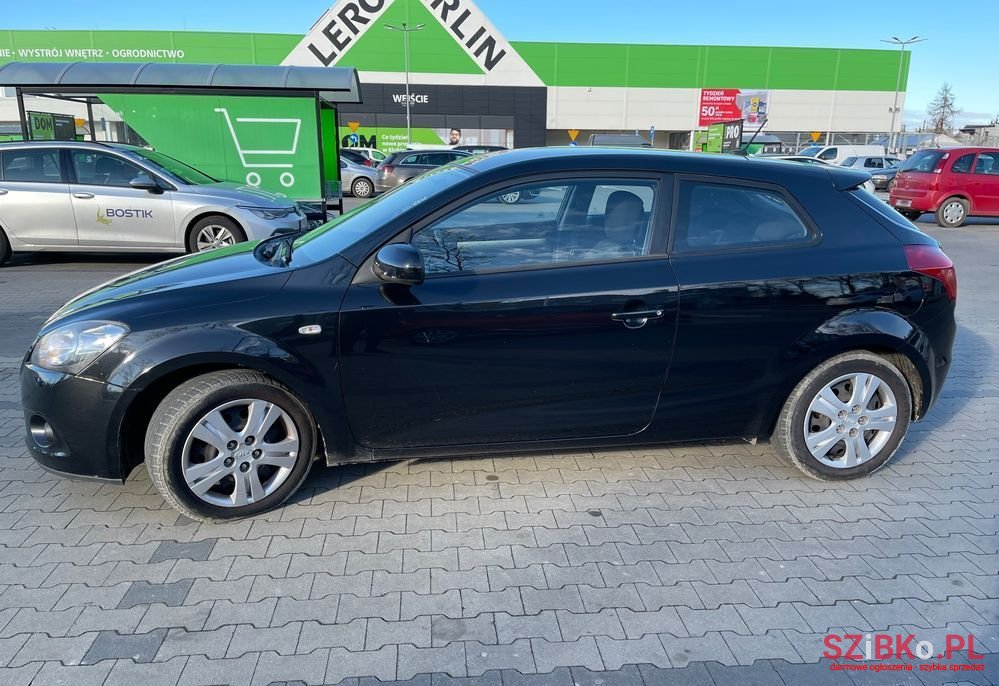 2010' Kia Ceed photo #4