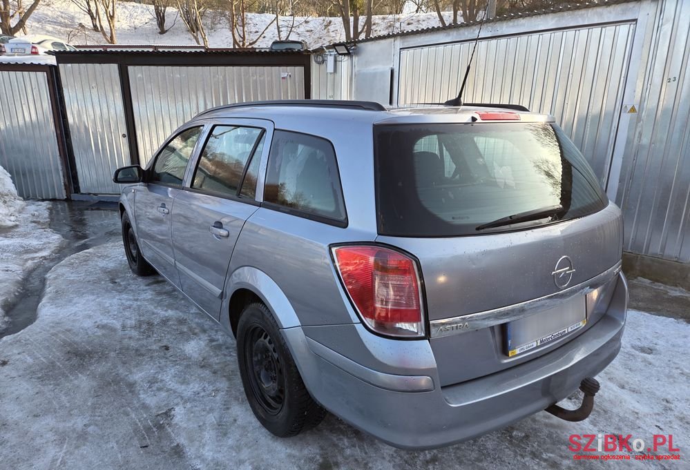 2005' Opel Astra 1.7 Dti photo #3