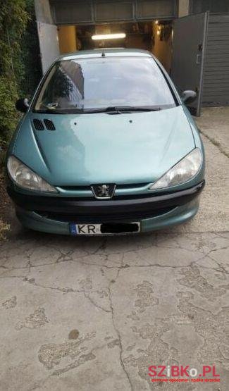 2001' Peugeot 206 photo #1