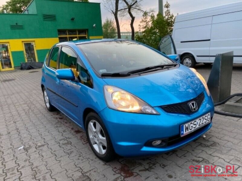 2009' Honda Jazz photo #2